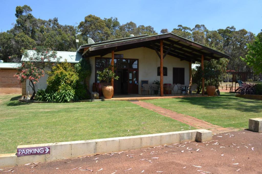 Island Brook Estate Winery And Chalets Margaret River Екстериор снимка