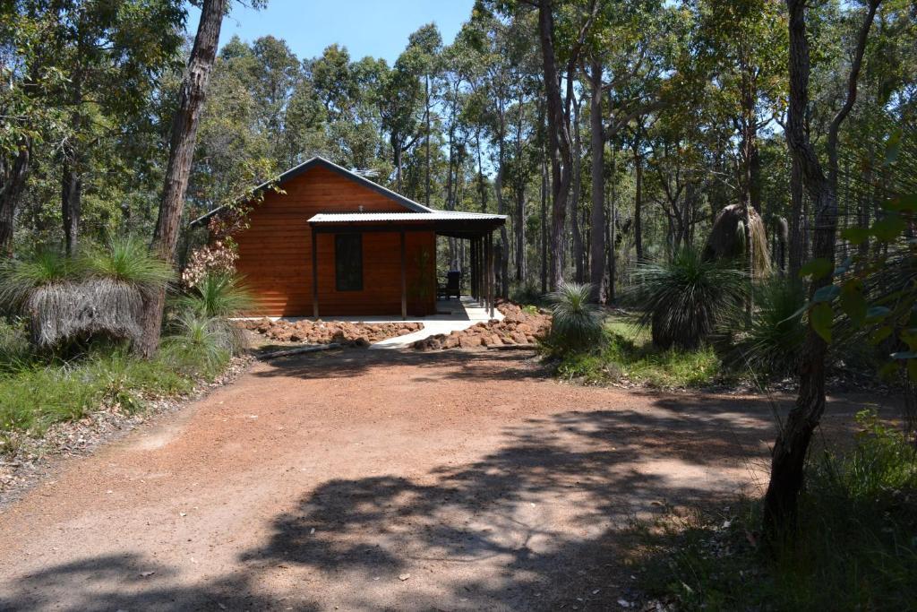 Island Brook Estate Winery And Chalets Margaret River Стая снимка
